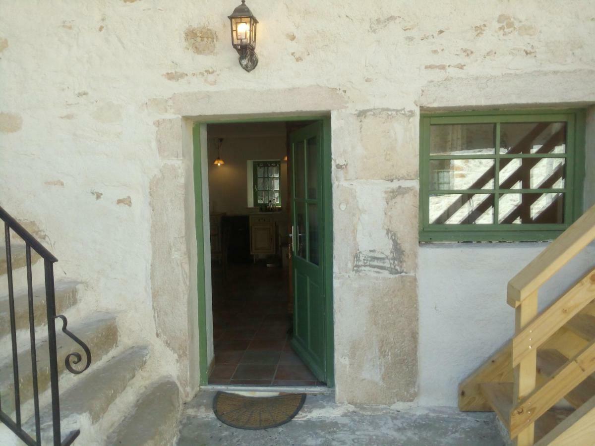 L'Hermitage Yenne Eksteriør bilde
